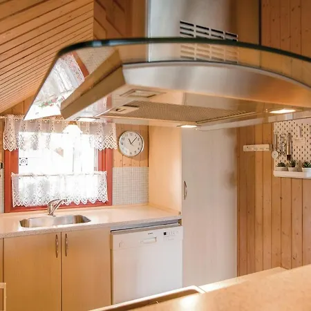 Two-bedroom Holiday In Σπίτι διακοπών *