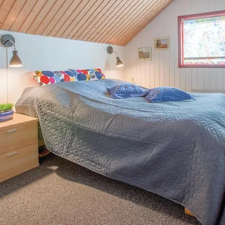 Two-bedroom Holiday In Σπίτι διακοπών *